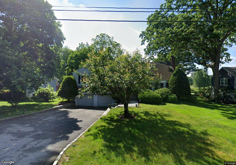 918 Sylvan Ln, Mamaroneck, NY 10543 - photo 1