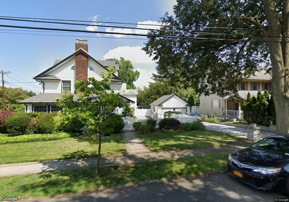 40-7 220th St unit 2, Bayside, NY 11361 - photo 1