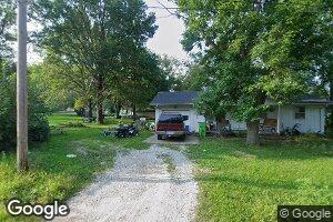 208 W 2nd St, Pomona, KS 66076