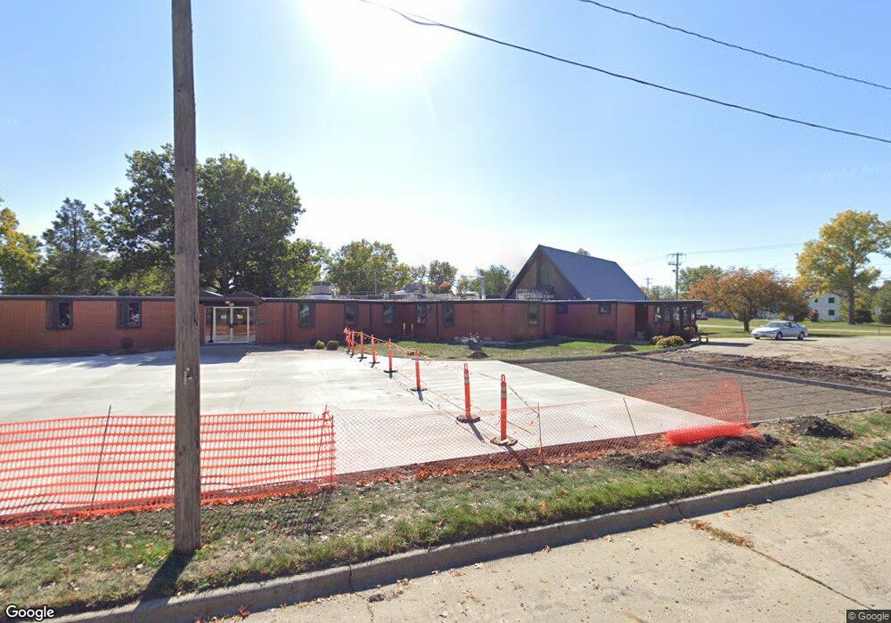 1900 N 4th Ave E, Newton, IA 50208 - photo 1