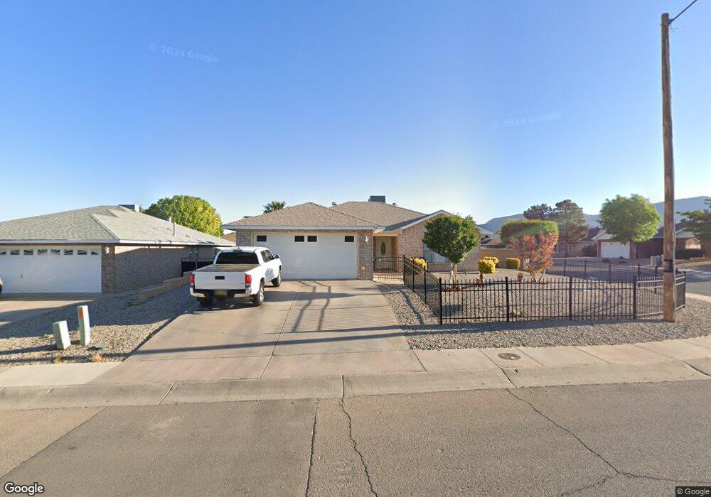 1161 Mimosa Ave, Alamogordo, NM 88310 - photo 1