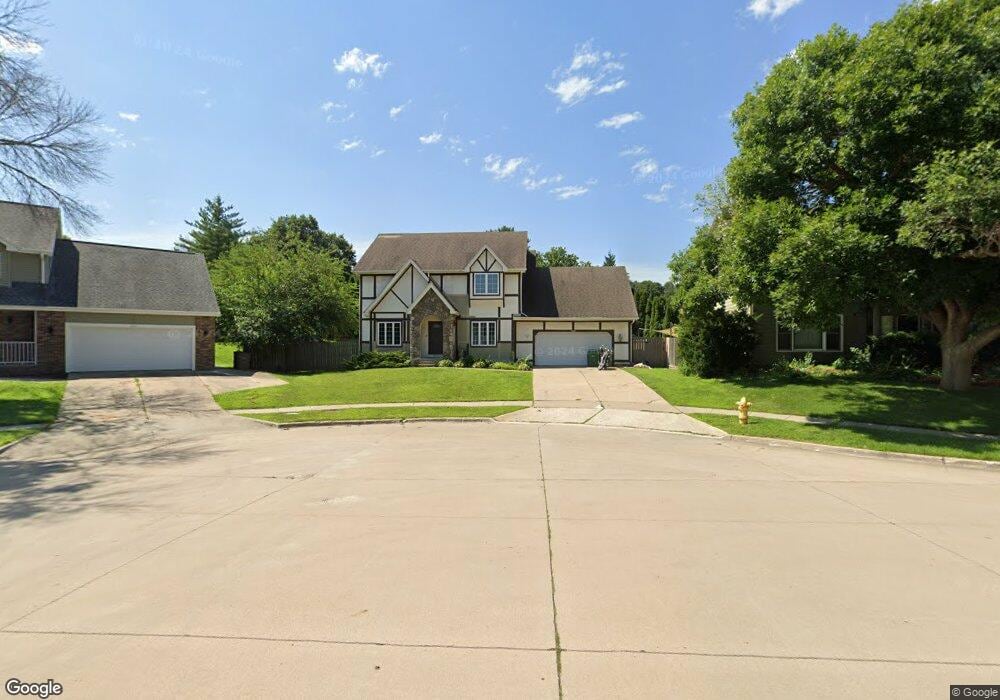 4800 Westbrooke Place, West Des Moines, IA 50266 - photo 1