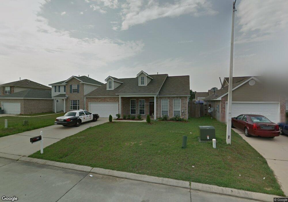 2039 Heather Ln, Slidell, LA 70461 - photo 1