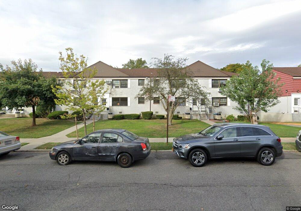 13647 Jewel Ave unit B, Flushing, NY 11367 - photo 1