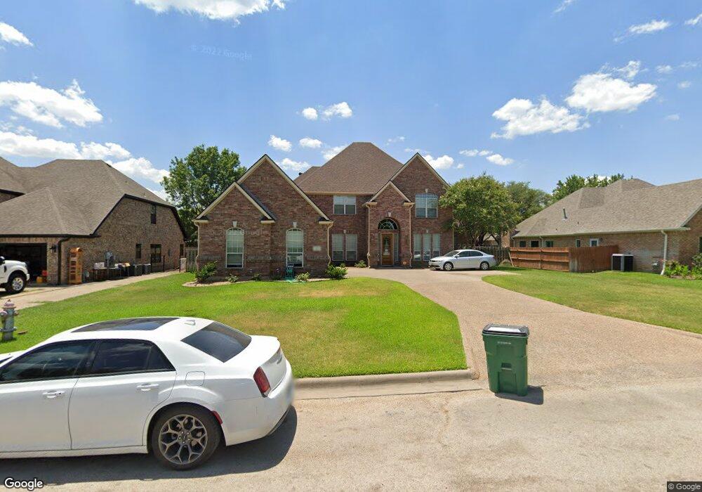 903 Mesquite St, Gainesville, TX 76240 - photo 1