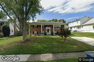 7628 Hayfield Rd, Alexandria, VA 22315