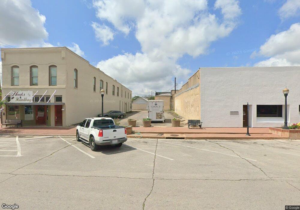 2236 Avenue G, Bay City, TX 77414 - photo 1