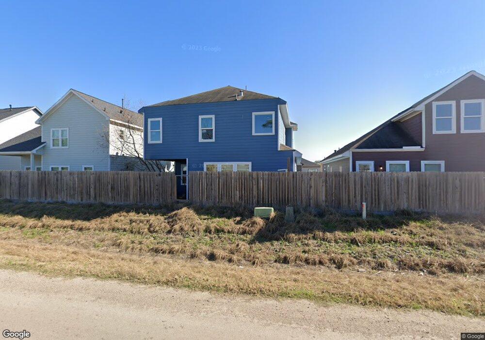 10206 Jessalyn Ln, Houston, TX 77075 - photo 1