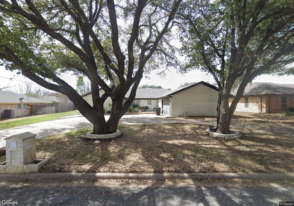 6808 Toledo Ct, Fort Worth, TX 76133 - photo 1