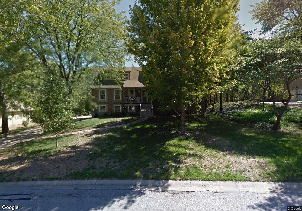 6907 Millridge St, Shawnee, KS 66218 - photo 1