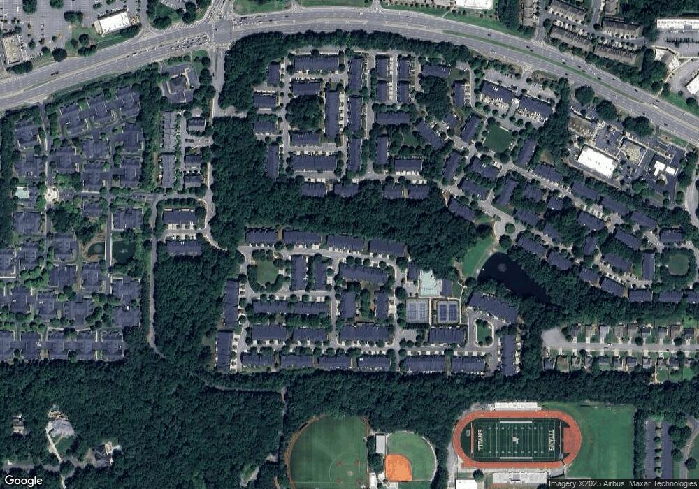 3411 Village Green Dr unit 3411, Roswell, GA 30075 - photo 1