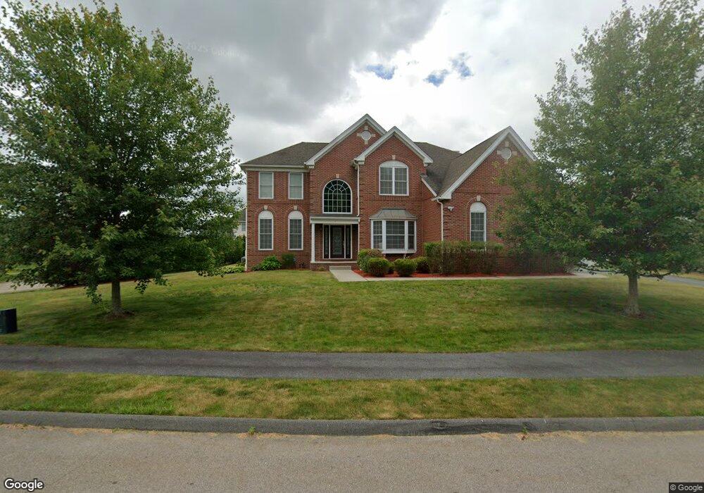 4 York Cir, Walpole, MA 02032 - photo 1