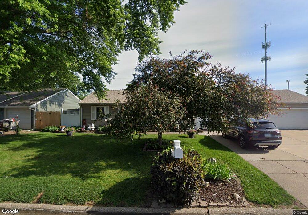 2406 W 67th St, Davenport, IA 52806 - photo 1
