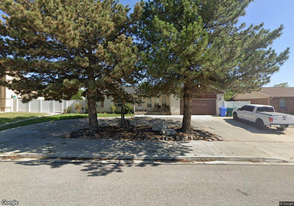 2832 W Gilbert Dr, Riverton, UT 84065 - photo 1