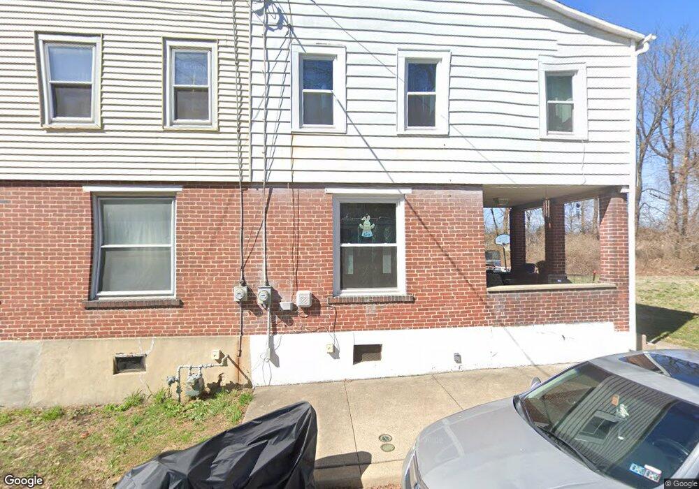 2162 Adams St, Reading, PA 19605 - photo 1