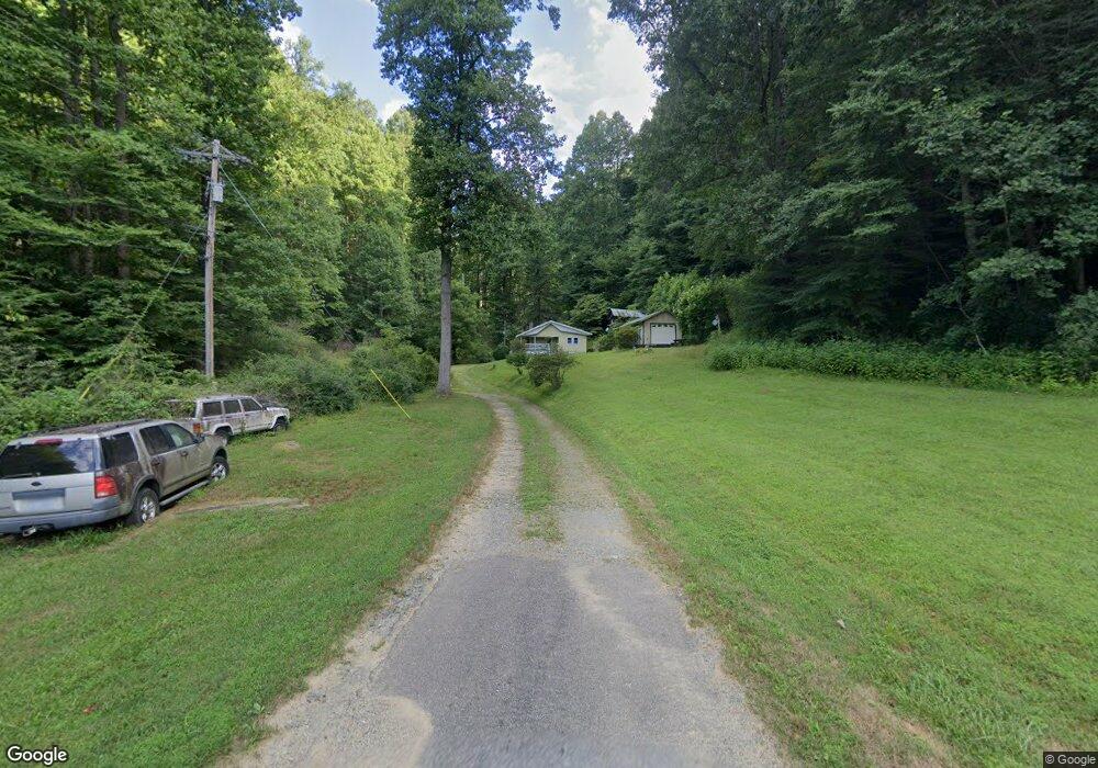 748 Stewart Simmons Rd, Deep Gap, NC 28618 - photo 1