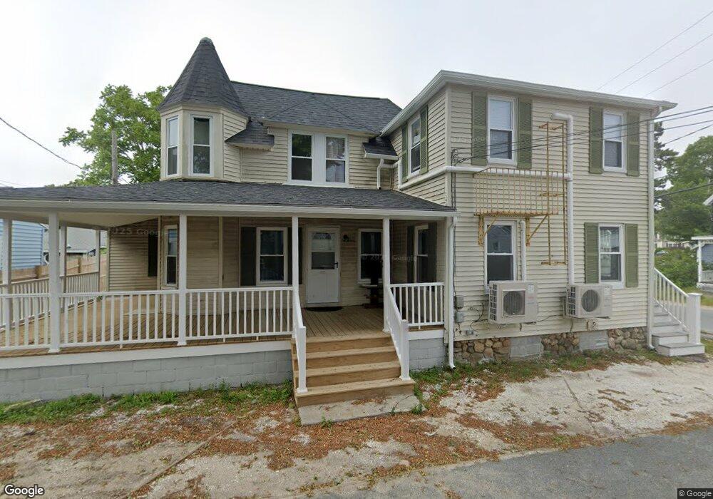 16 Holly Cir, Buzzards Bay, MA 02532 - photo 1