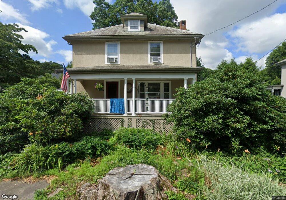 8 Cantwell Rd, Milton, MA 02186 - photo 1