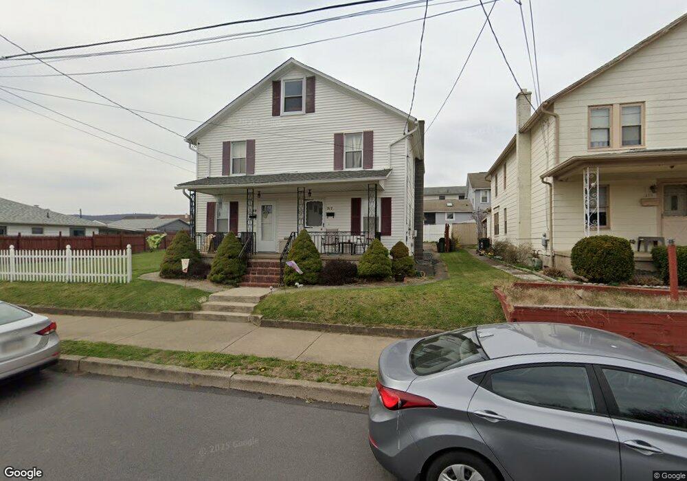 217 Susquehanna Ave, Wyoming, PA 18644 - photo 1