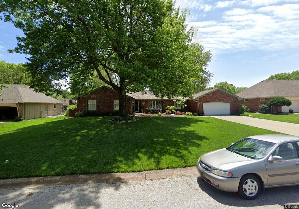 10619 W 53rd St, Shawnee, KS 66203 - photo 1