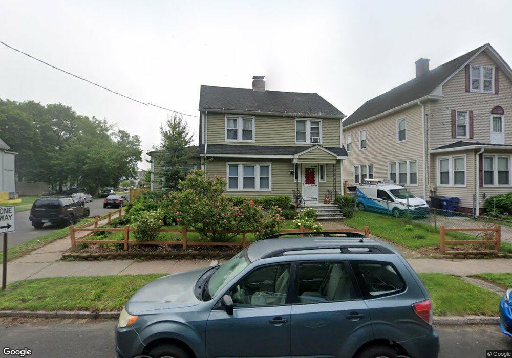 521 Savin Ave, West Haven, CT 06516 - photo 1