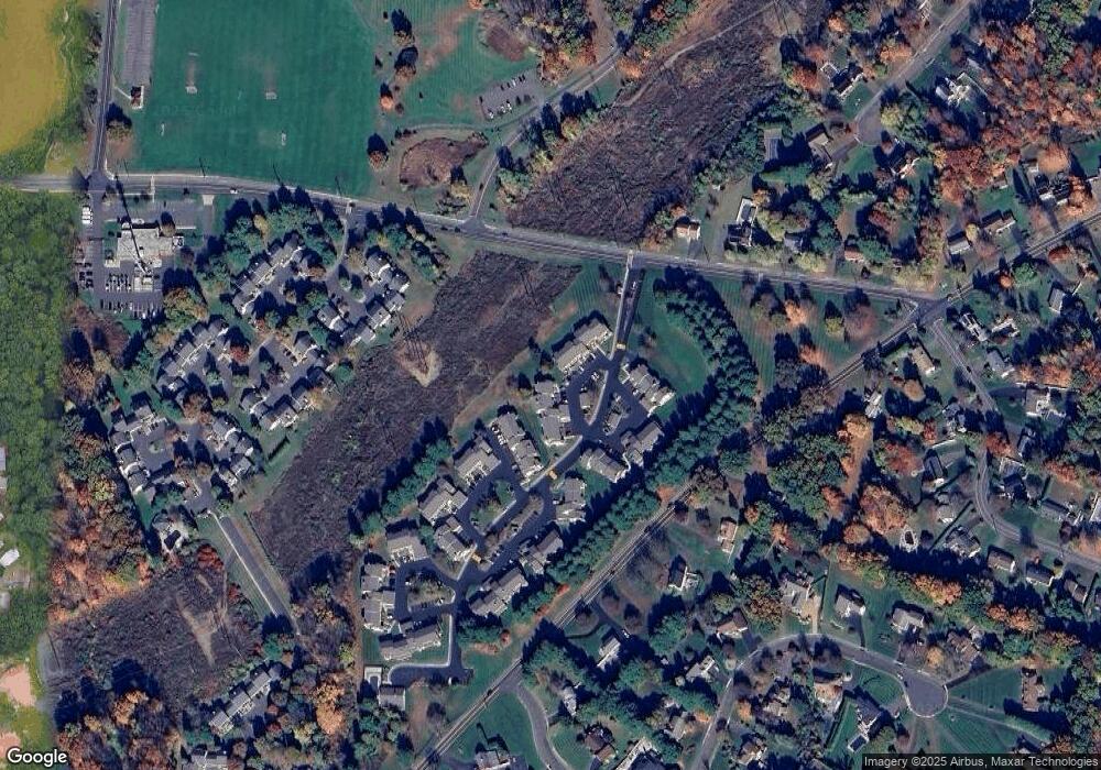 809 Summer Hill Dr unit 809, South Windsor, CT 06074 - photo 1