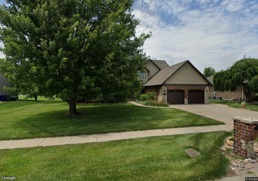 1210 Wildmeadow Rd, Mc Pherson, KS 67460 - photo 1