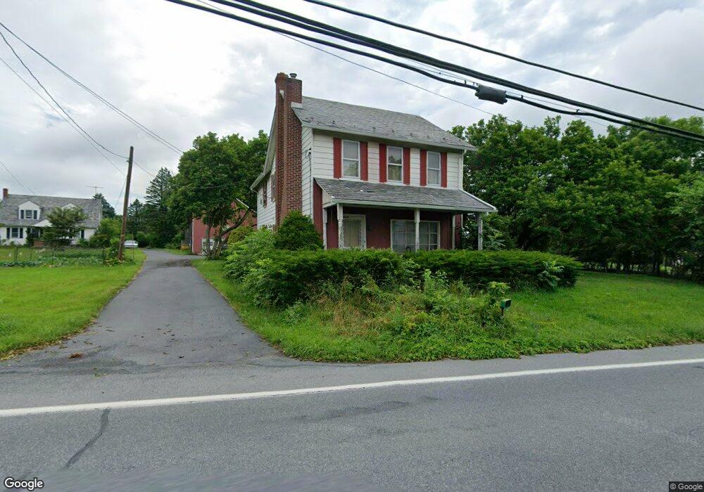 592 Monocacy Dr, Bath, PA 18014 - photo 1