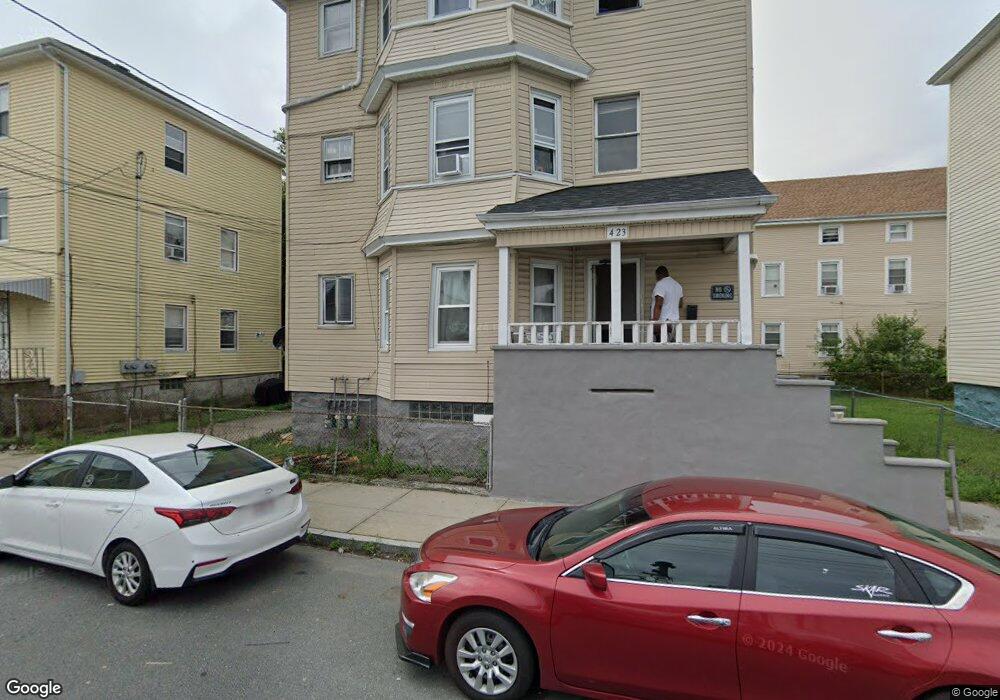 423 Vale St unit 3, Fall River, MA 02724 - photo 1