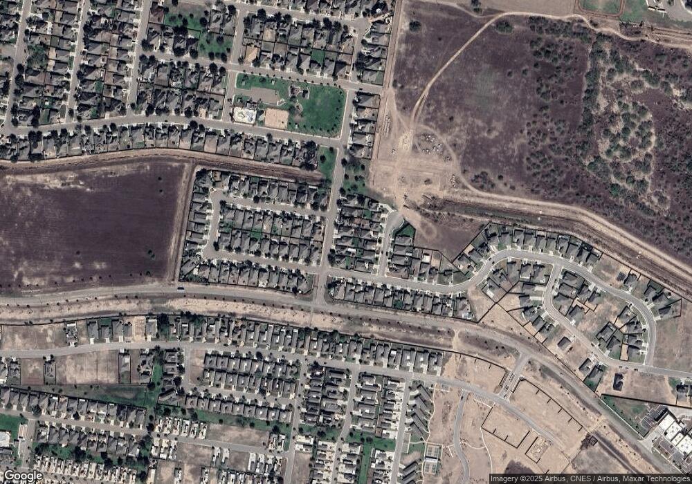 2009 Kingfisher Ln, Mission, TX 78572 - photo 1