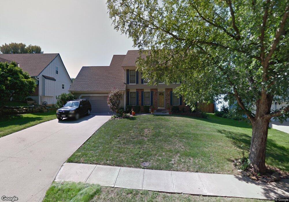 8504 Constance St, Lenexa, KS 66215 - photo 1