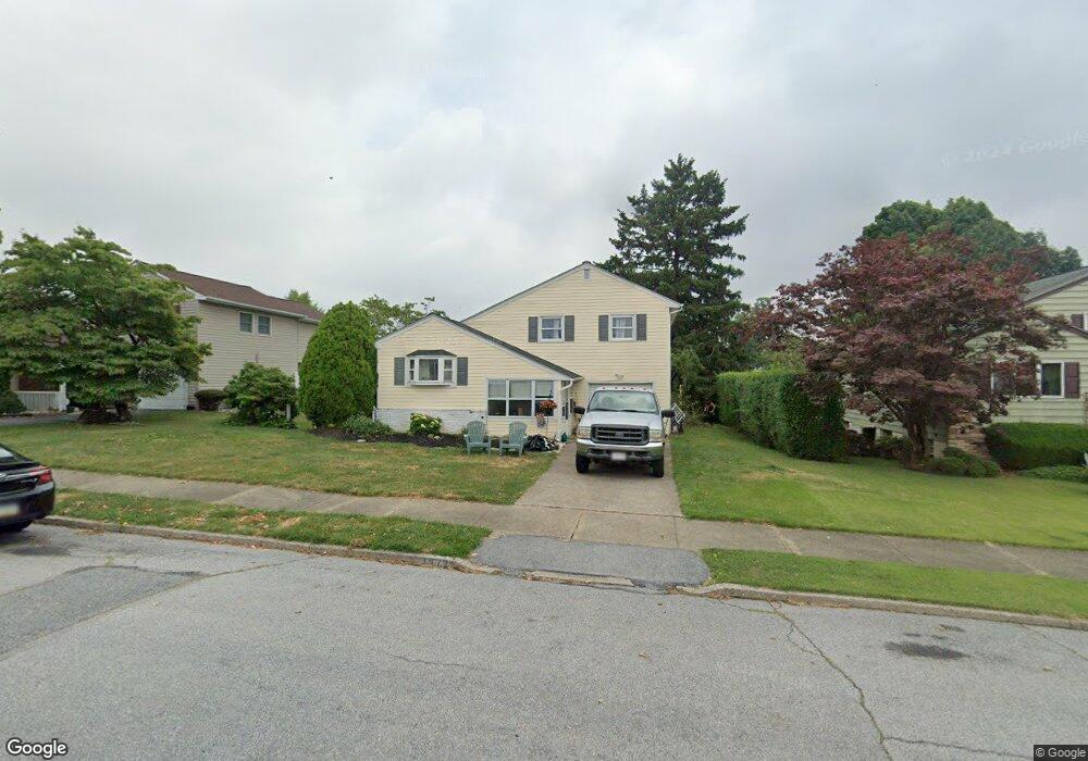 1872 Robin Way, Bethlehem, PA 18018 - photo 1