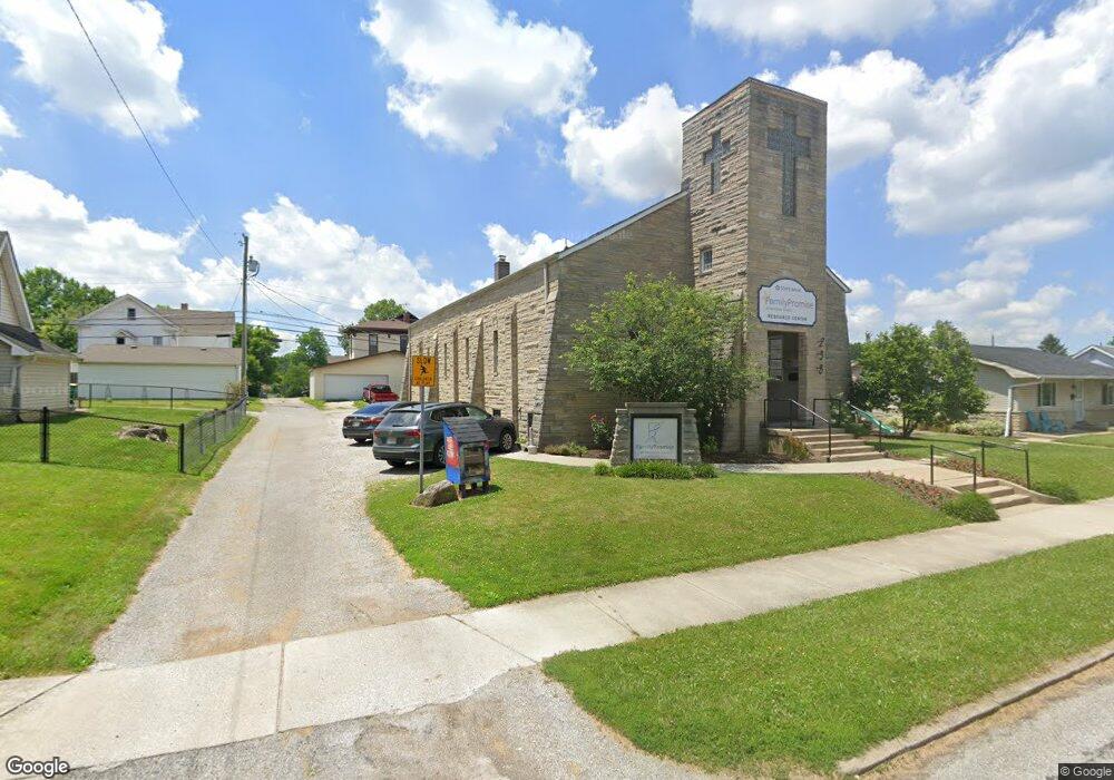 238 N Vine St, Plainfield, IN 46168 - photo 1