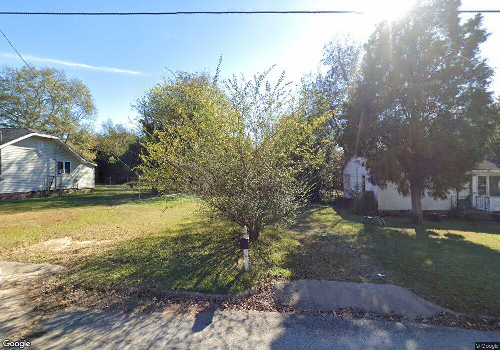 588 Richmond St, Macon, GA 31206 - photo 1