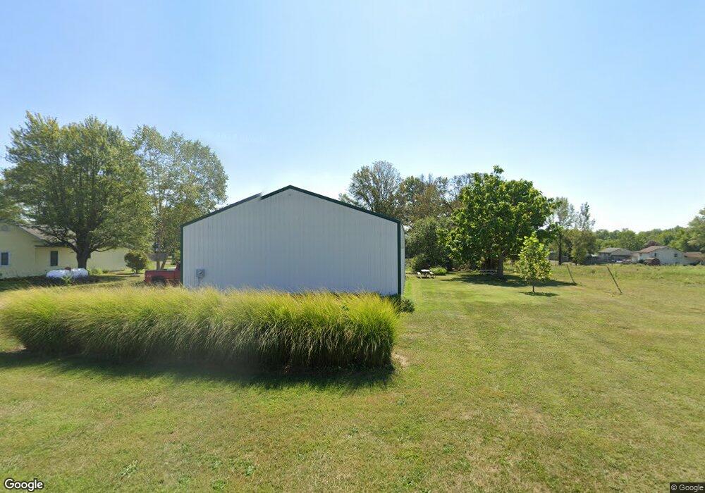 1621 W 300 S, Columbus, IN 47201 - photo 1