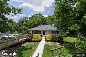 207 E Broadway St, Athens, WV 24712