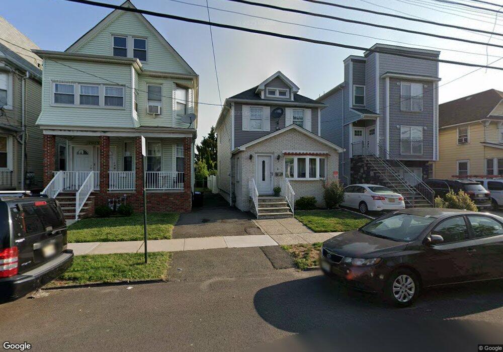 1071 1/2 North Ave unit 2, Elizabeth, NJ 07201 - photo 1