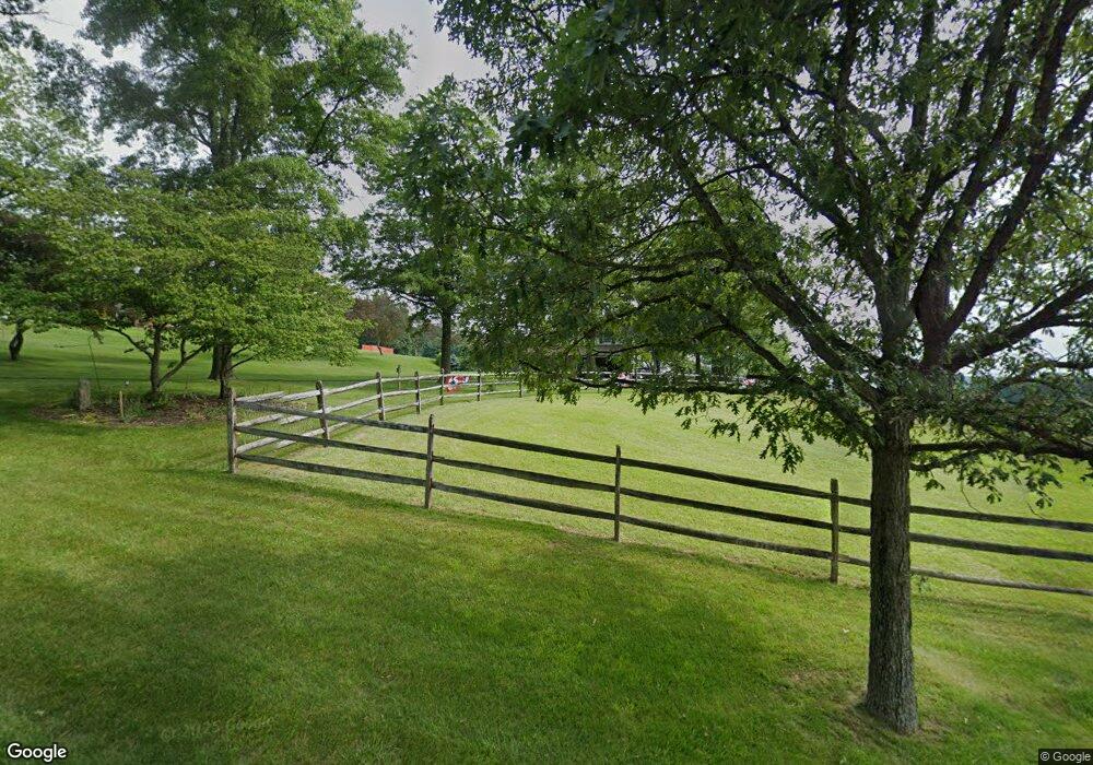 2952 Leafmore Rd, Chambersburg, PA 17202 - photo 1