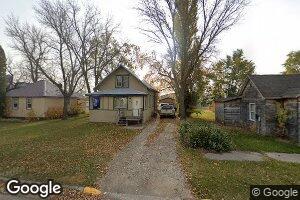 1206 Delano Ave, Walhalla, ND 58282