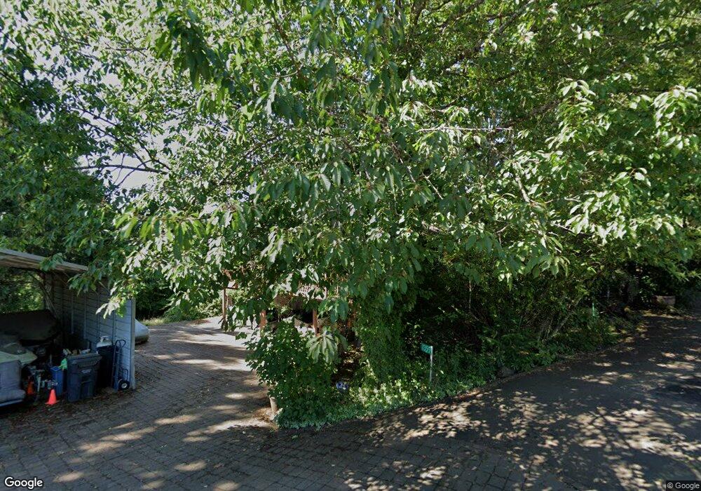 1355 SW 9th St, Dundee, OR 97115 - photo 1