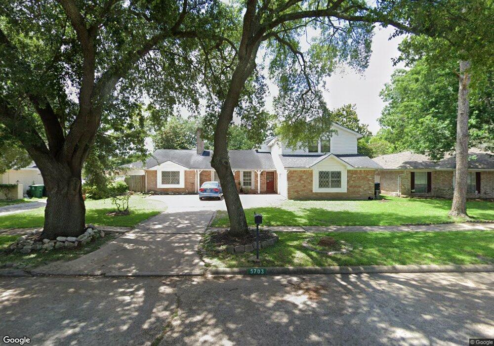 5703 Arncliffe Dr, Houston, TX 77088 - photo 1