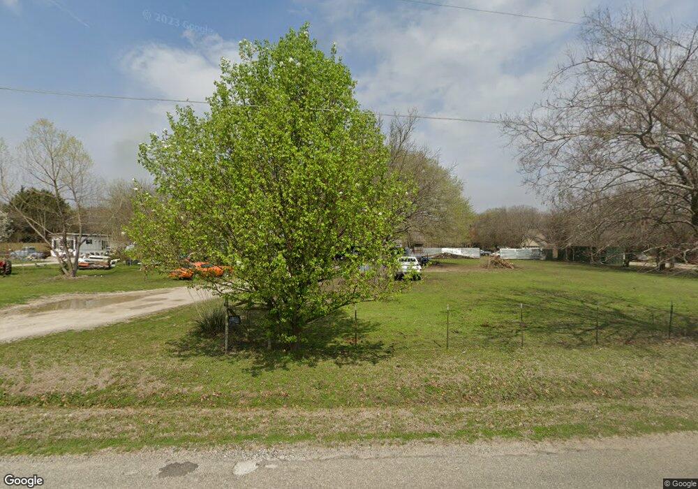 2121 Woodlake Rd, Denison, TX 75021 - photo 1