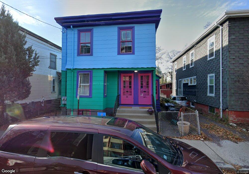 39 1/2 Kinnaird St, Cambridge, MA 02139 - photo 1