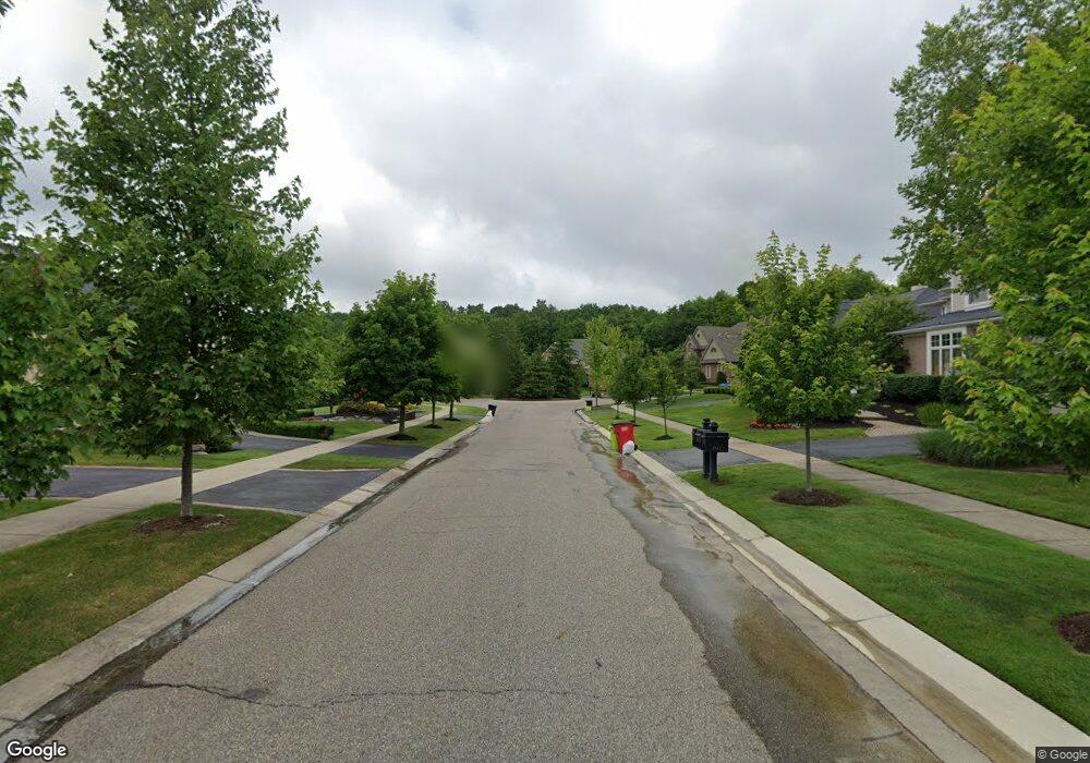 39050 Kennowy Ct, West Bloomfield, MI 48322 - photo 1