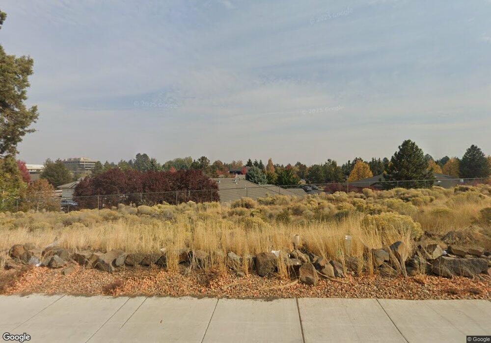 1500 NE Whisper Ridge Dr, Bend, OR 97701 - photo 1