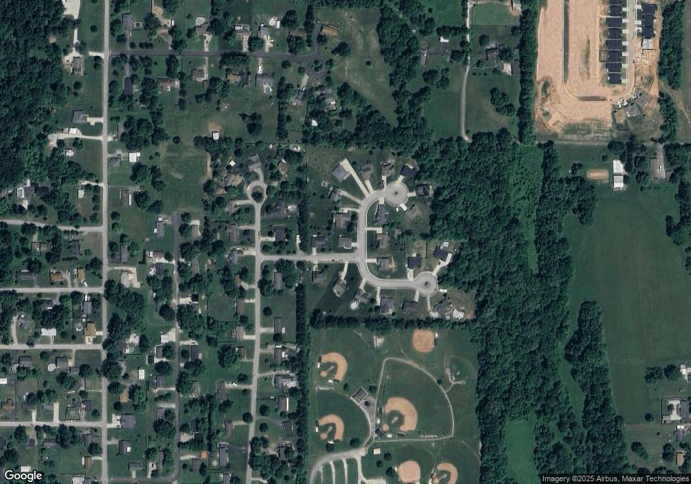 8275 Crimson Creek Ct, Georgetown, IN 47122 - photo 1