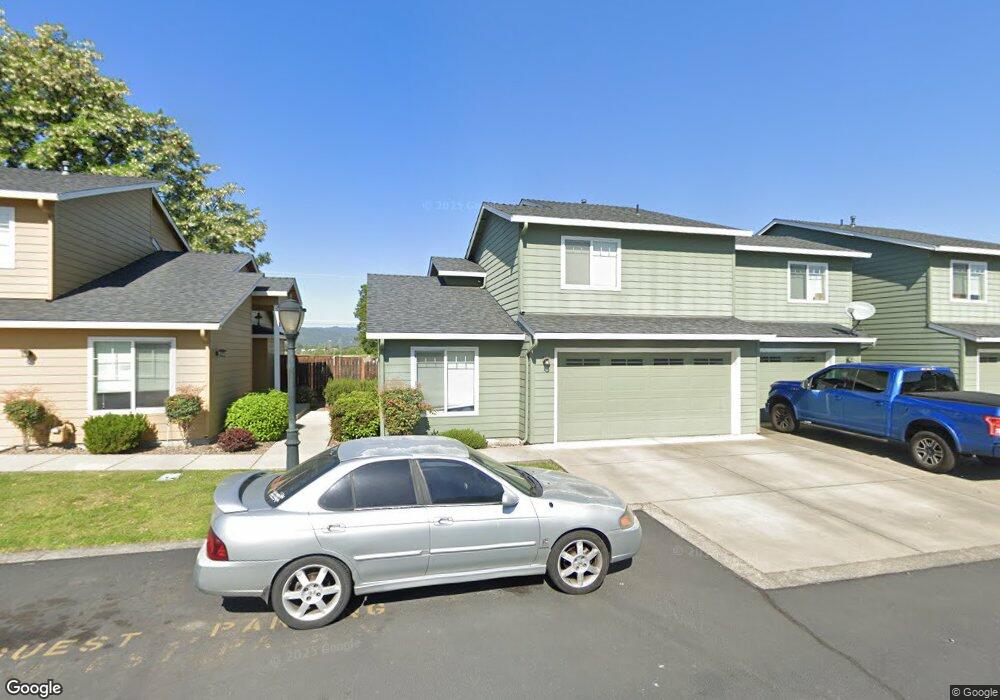 364 Live Oak Loop, Central Point, OR 97502 - photo 1