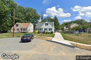 3 Barberry Ln, Mount Holly, NJ 08060