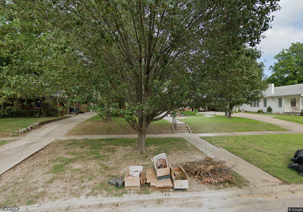 324 G St SW, Ardmore, OK 73401 - photo 1