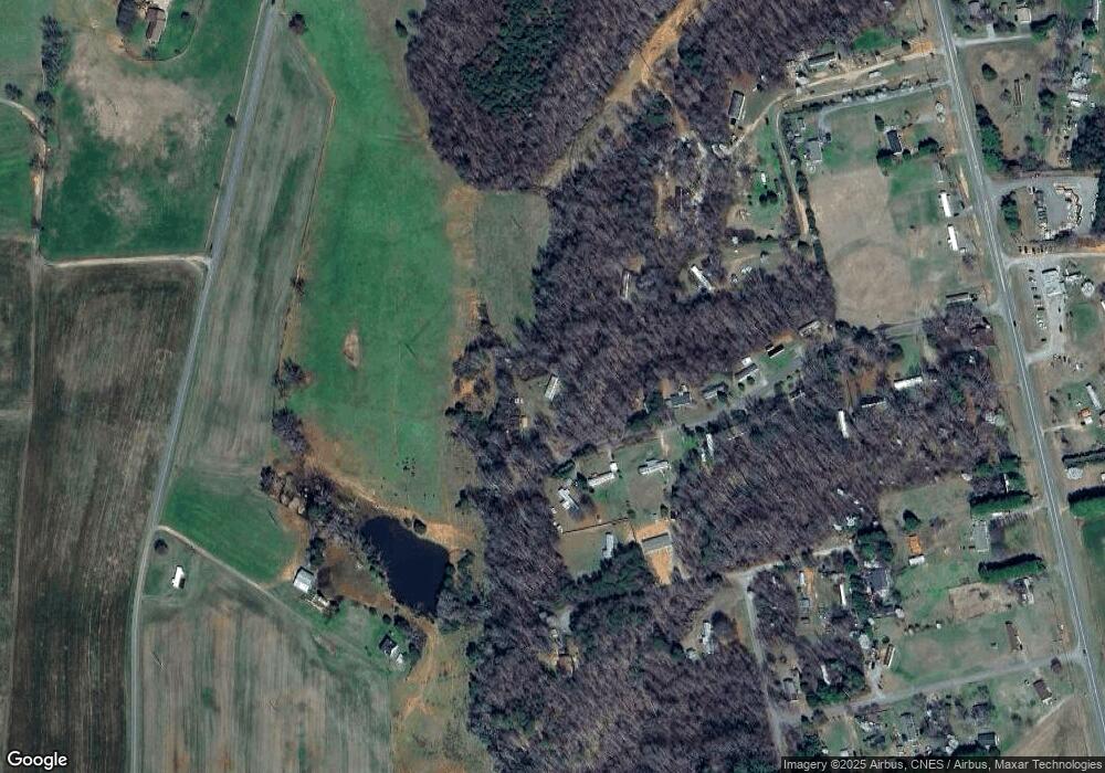 160 Estate Dr, Statesville, NC 28625 - photo 1